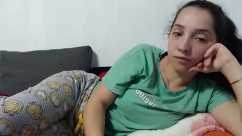 Miia online show from October 24, 2025, 1:57 am