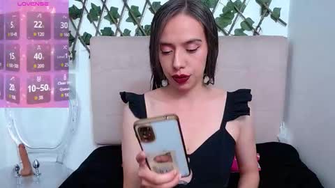 Natalia  online show from November 12, 2025, 4:24 am