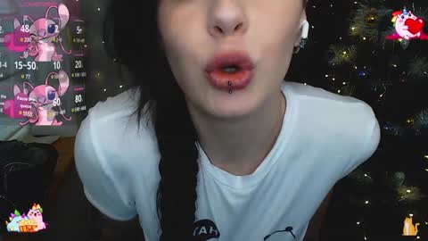 Snapshot of natalimillers chatting on December 22, 2024, 10:06 am Natali online show from December 22, 2024, 10:06 am