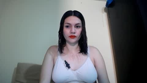 Snapshot of nataly__portman__ chatting on October 24, 2025, 6:26 pm Nataly online show from October 24, 2025, 6:26 pm