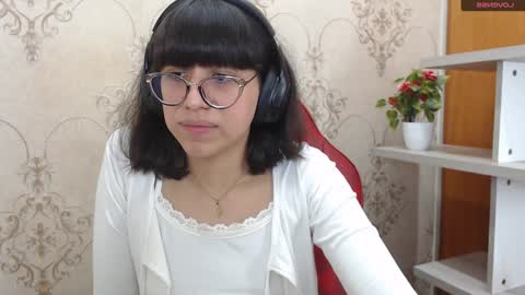 N A T A L Y online show from December 10, 2024, 12:27 pm