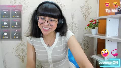 N A T A L Y online show from February 3, 2025, 12:47 pm