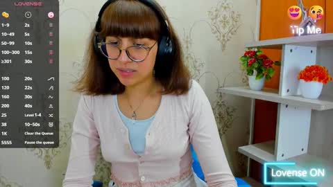 N A T A L Y online show from March 8, 2025, 3:56 pm