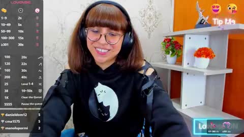 N A T A L Y online show from March 9, 2025, 4:00 pm