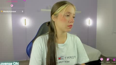 Snapshot of nataly_rodri chatting on June 28, 2026, 2:17 am Nataly online show from June 28, 2026, 2:17 am