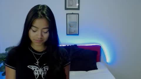 Snapshot of natalyescobar_lx chatting on February 2, 2026, 1:32 pm Nataly Escobar online show from February 2, 2026, 1:32 pm