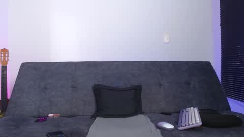   online show from January 15, 2026, 8:23 pm