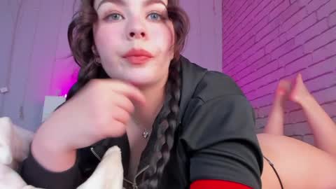 Nataly online show from May 26, 2026, 11:50 am