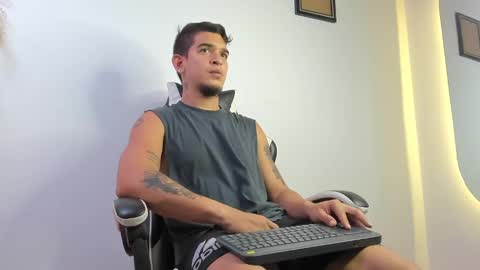 natan_77 online show from October 28, 2025, 2:59 am