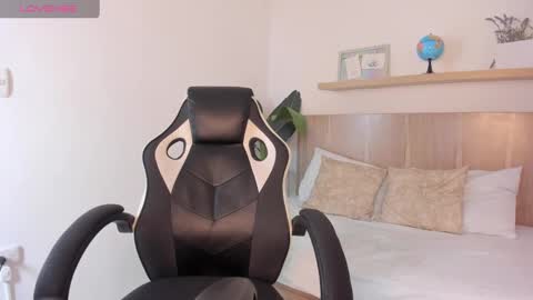 Snapshot of natasha_420 chatting on December 28, 2024, 5:02 am N A T A S H A online show from December 28, 2024, 5:02 am