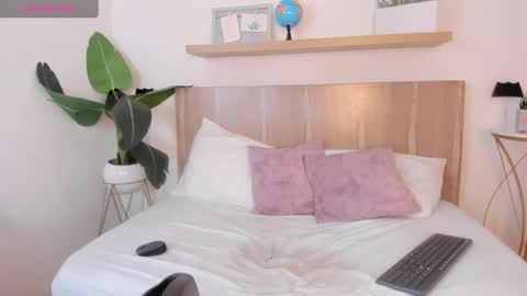 Snapshot of natasha_420 chatting on January 8, 2025, 9:42 am N A T A S H A online show from January 8, 2025, 9:42 am