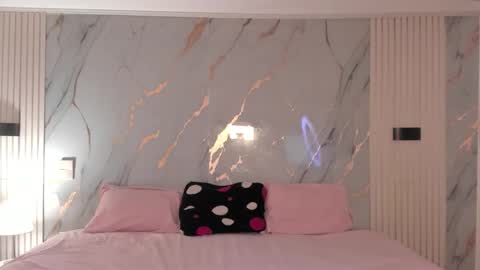 Snapshot of natasha_420 chatting on November 9, 2025, 1:48 am N A T A S H A online show from November 9, 2025, 1:48 am