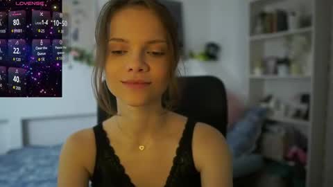 natasha__malkova online show from November 18, 2025, 9:25 am