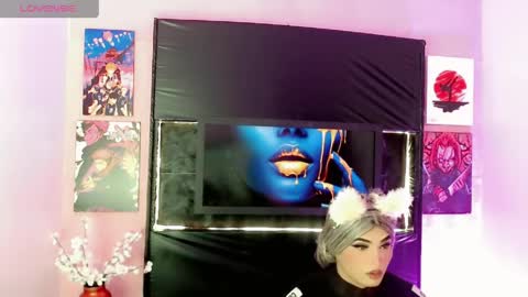 natasha_clifford online show from April 6, 2026, 7:26 pm