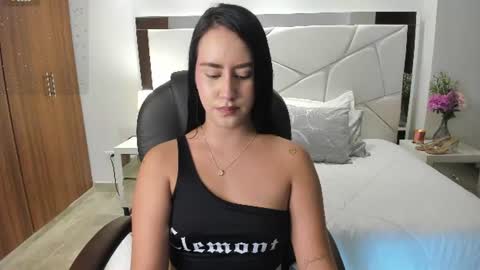 natasha kiim online show from June 18, 2026, 4:46 am