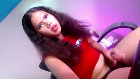 natasha_leigh online show from April 24, 2026, 5:48 pm