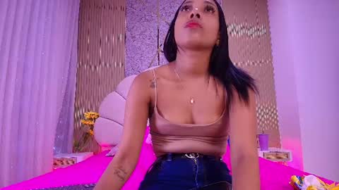 Snapshot of natasha_luna_ chatting on June 17, 2026, 7:15 pm Natasha online show from June 17, 2026, 7:15 pm