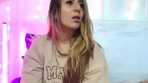 Natasha  online show from January 19, 2025, 2:15 am