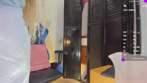 Snapshot of natasha_rodriguez86 chatting on December 13, 2024, 9:46 am Natty online show from December 13, 2024, 9:46 am