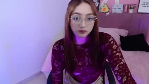 natasha_romanof18 online show from February 5, 2026, 3:55 am