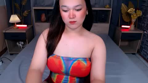 natasha_santiago5 online show from September 23, 2025, 5:43 am