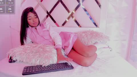 Snapshot of natasha_smith_ws chatting on December 3, 2024, 8:06 pm Natasha online show from December 3, 2024, 8:06 pm