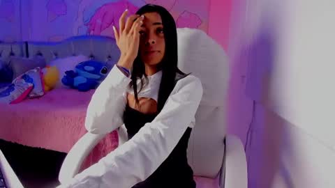 Snapshot of natasha_smith_ws chatting on February 28, 2025, 4:32 am Natasha online show from February 28, 2025, 4:32 am