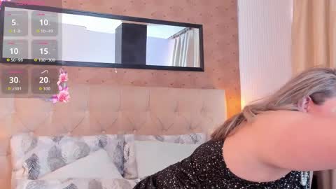 Snapshot of natashablade__ chatting on April 10, 2026, 11:26 am Natasha Blade online show from April 10, 2026, 11:26 am