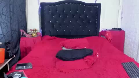 Snapshot of natashaburgos chatting on December 4, 2024, 2:59 pm natashaburgos online show from December 4, 2024, 2:59 pm