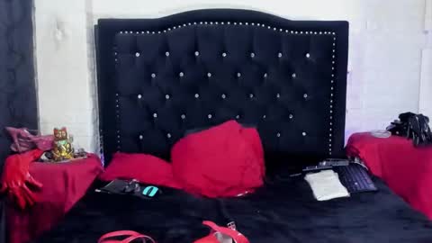 Snapshot of natashaburgos chatting on March 8, 2025, 9:40 pm natashaburgos online show from March 8, 2025, 9:40 pm