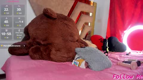 Snapshot of natashamendoza23 chatting on November 6, 2025, 8:43 pm Natasha online show from November 6, 2025, 8:43 pm