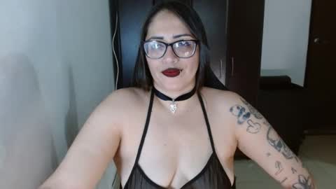 Natasha Smithe  online show from June 27, 2026, 12:15 am
