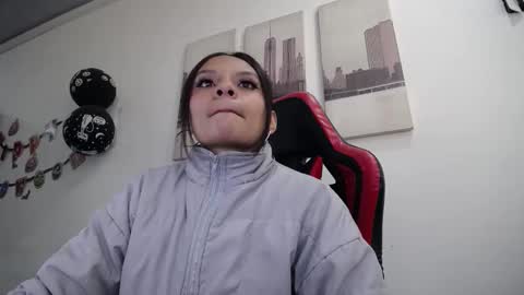 Snapshot of natashax_hot chatting on October 20, 2025, 5:02 pm Natashax online show from October 20, 2025, 5:02 pm