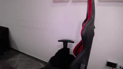 Natashax  online show from November 10, 2025, 3:33 pm