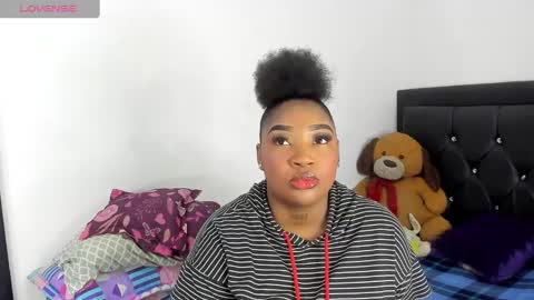 Snapshot of natassha_brown chatting on December 12, 2024, 11:50 am Natassha online show from December 12, 2024, 11:50 am