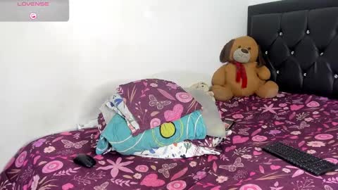 Snapshot of natassha_brown chatting on January 10, 2025, 3:07 am Natassha online show from January 10, 2025, 3:07 am