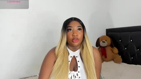 Snapshot of natassha_brown chatting on January 30, 2025, 3:22 am Natassha online show from January 30, 2025, 3:22 am
