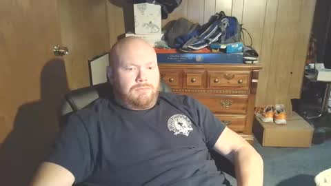 Snapshot of nate_b99 chatting on November 4, 2025, 1:59 am Nate online show from November 4, 2025, 1:59 am