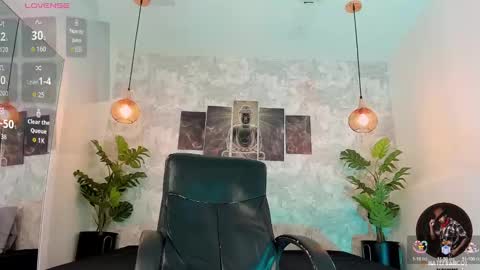 Snapshot of nate_franco chatting on October 17, 2025, 3:10 am Nate Franco online show from October 17, 2025, 3:10 am