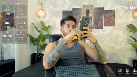 Snapshot of nate_franco chatting on October 23, 2025, 2:33 am Nate Franco online show from October 23, 2025, 2:33 am