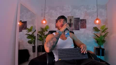 Snapshot of nate_franco chatting on November 3, 2025, 2:24 am Nate Franco online show from November 3, 2025, 2:24 am