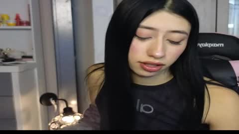 NATHALIA online show from May 8, 2026, 4:51 am