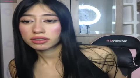 NATHALIA online show from May 11, 2026, 5:02 am