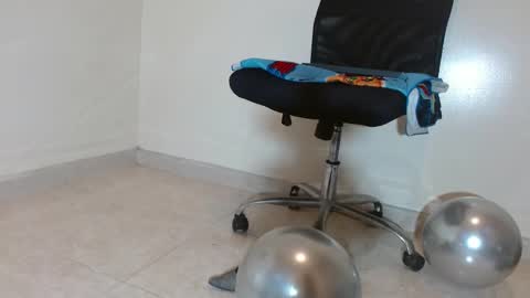 nath_dawson online show from September 26, 2025, 10:52 am