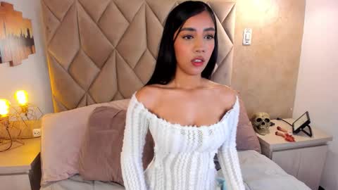 NATH QUIM online show from November 12, 2025, 8:19 pm