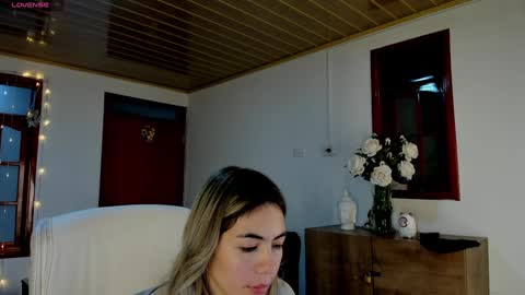 nathaly sky online show from January 20, 2025, 10:29 am