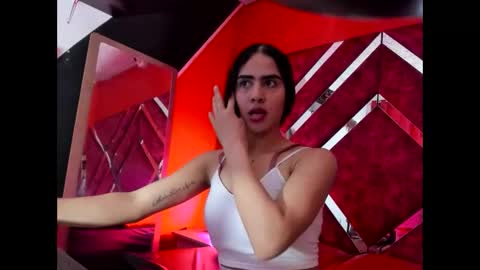 nathacha_bliss online show from April 13, 2026, 12:43 pm