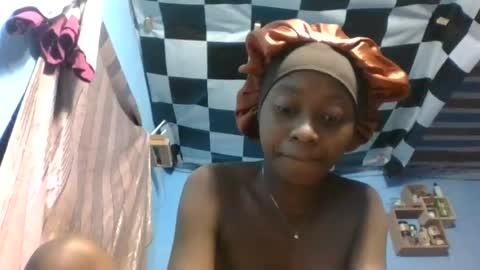 nathalia069 online show from June 11, 2026, 8:29 pm