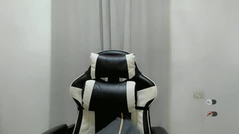 nathalia_starxxx online show from October 1, 2025, 7:25 am