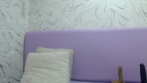 Nathalia online show from December 21, 2025, 4:30 am